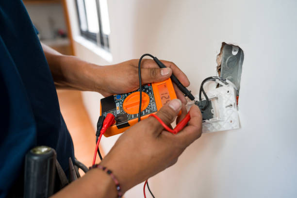 Best Local Electrician Companies  in Wolcott, IN